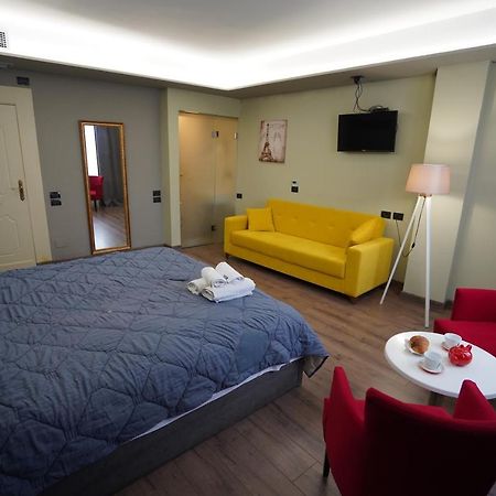 Driti Hotel Tirana Albania エクステリア 写真