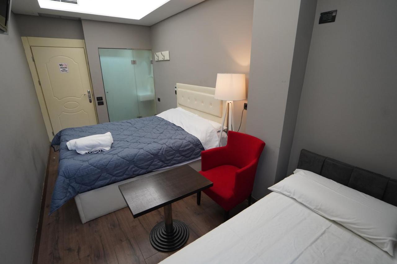 Driti Hotel Tirana Albania エクステリア 写真