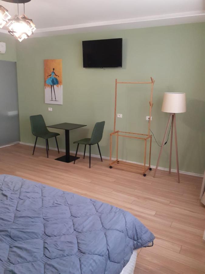 Driti Hotel Tirana Albania エクステリア 写真