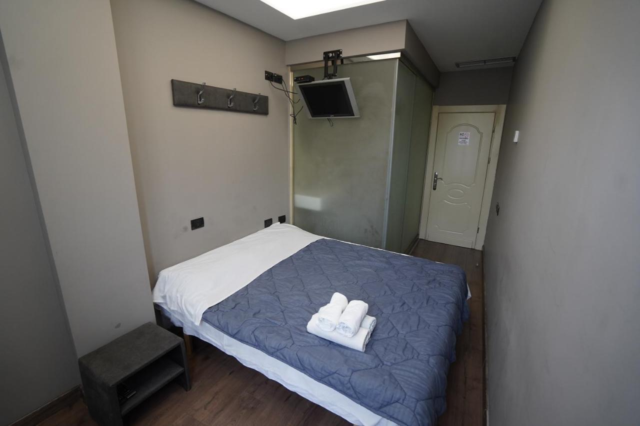 Driti Hotel Tirana Albania エクステリア 写真