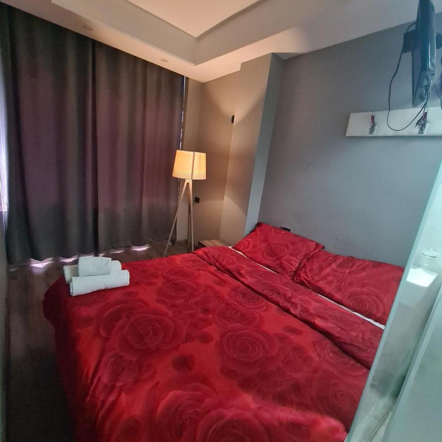 Driti Hotel Tirana Albania エクステリア 写真