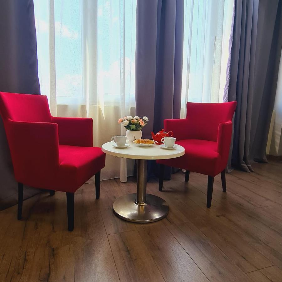 Driti Hotel Tirana Albania エクステリア 写真